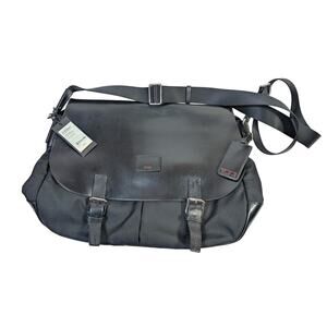NWT! TUMI Townhouse Wilton Leather & Nylon Messenger Bag Black